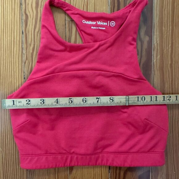 Outdoor Voices Athletic Top - Picture 4 of 5